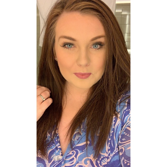 Meet your Posher, Kate! - Picture 1 of 5